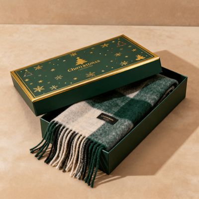 جعبه های هدیه کریسمس لوکس سفارشی مقوایی مات سخت برای بسته بندی روسری لباس زیر پیراهن مواد ضدعفونی کننده بازیافتی