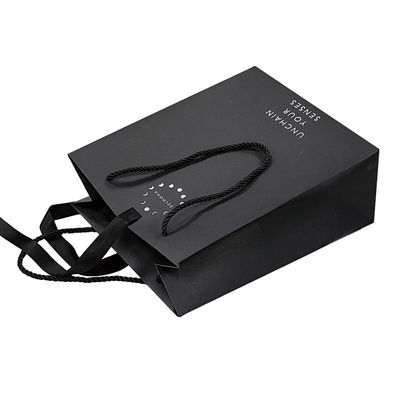 طراحی سفارشی لوکس سیاه مت ضخیم کاغذ پوشاک بسته بندی هدیه کیف خرید با نوار لوگو و دسته