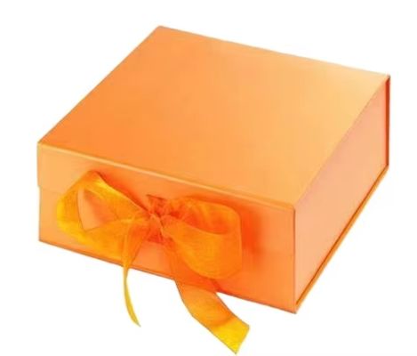 اندازه لوگو سفارشی لوکس مغناطیسی فلپ فیگ بسته بندی آرایشی جعبه هدیه جعبه با نوار مغناطیسی