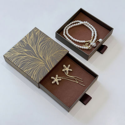 لوگوی سفارشی سازگار با محیط زیست چاپ شده سخت سفت و سخت بازیافت سبک بسته بندی کاغذ مقوایی جعبه کشویی کشویی برای جواهرات