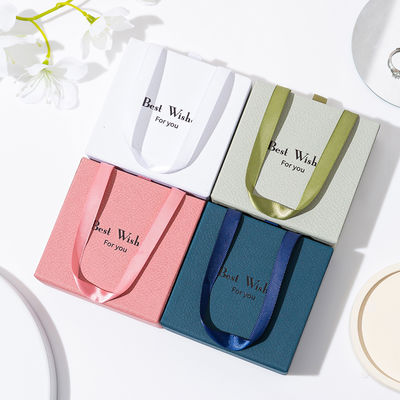 کاغذ کرافت چاپی لوکس و سفارشی جعبه های جواهرات برای گوشواره ها و گردنبند ها جعبه های حلقه کاغذی بازیافتی بسته بندی هدیه دوستانه محیط زیست برای زنان